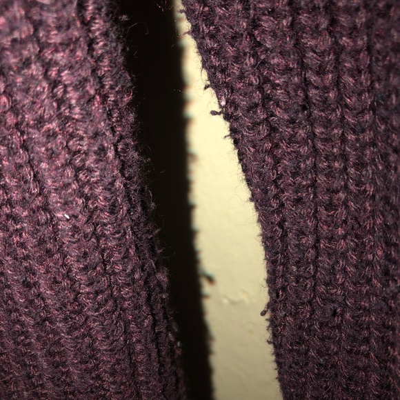 Abercrombie & Fitch Perfect Turtle Neck Sweater Burgundy - Picture 8 of 11